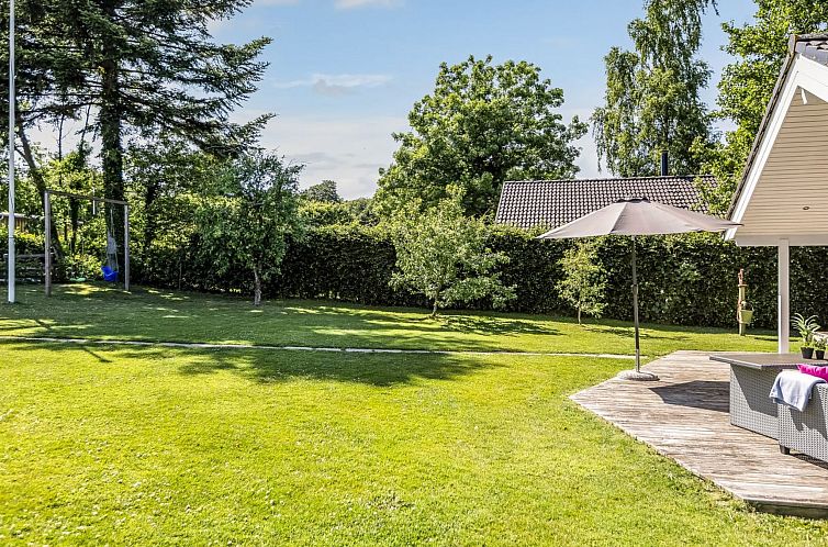 Vakantiehuis "Alfwin" - 300m from the sea