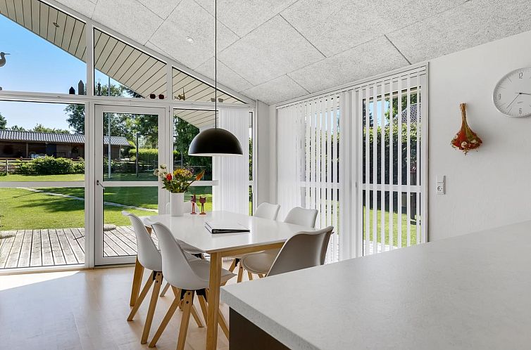 Vakantiehuis "Alfwin" - 300m from the sea