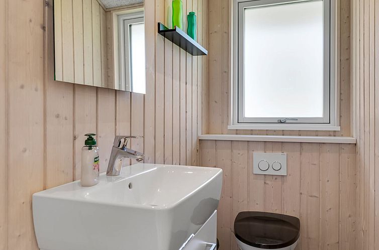 Vakantiehuis "Alfwin" - 300m from the sea