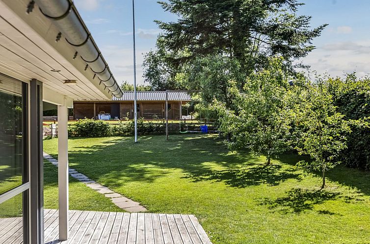 Vakantiehuis "Alfwin" - 300m from the sea