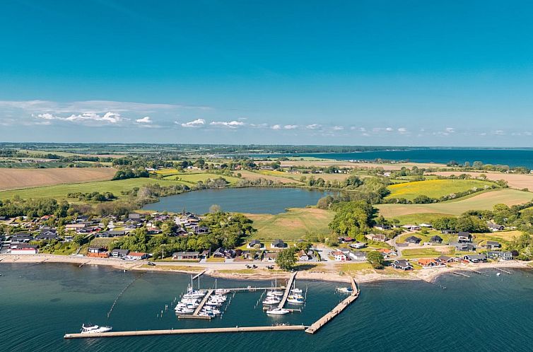 Vakantiehuis "Henryk" - 75m from the sea