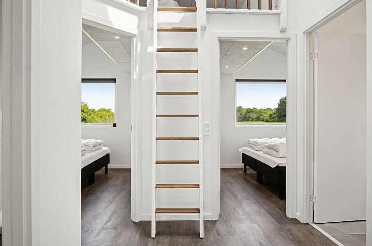 Vakantiehuis "Henryk" - 75m from the sea