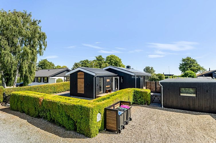 Vakantiehuis "Tecumseh" - 300m from the sea