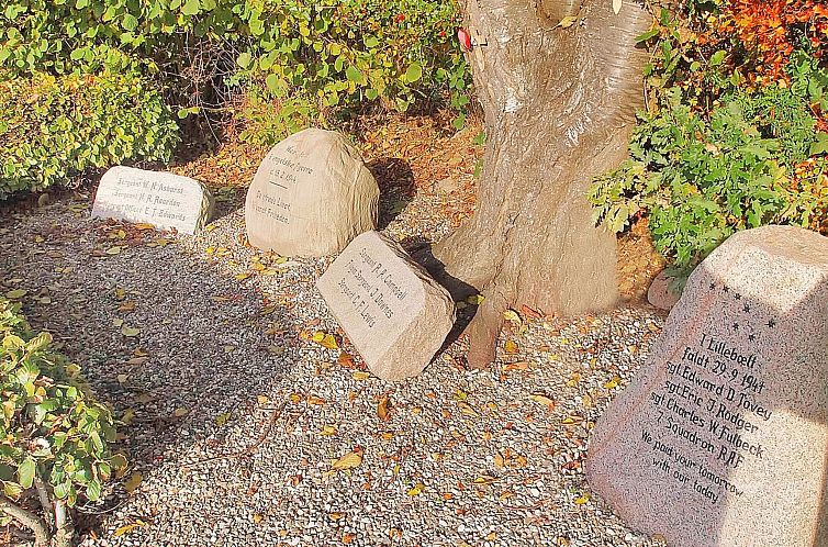 Vakantiehuis "Iorund" - 550m from the sea