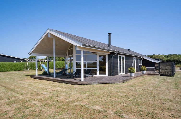 Vakantiehuis "Iorund" - 550m from the sea