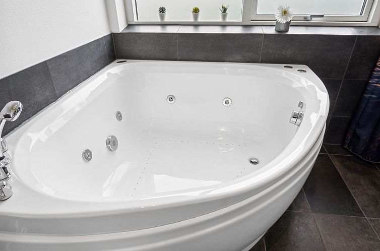 Vakantiehuis "Gloria" - 500m from the sea