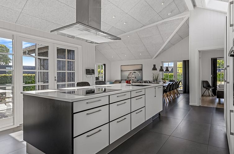 Vakantiehuis "Annina" - 250m from the sea