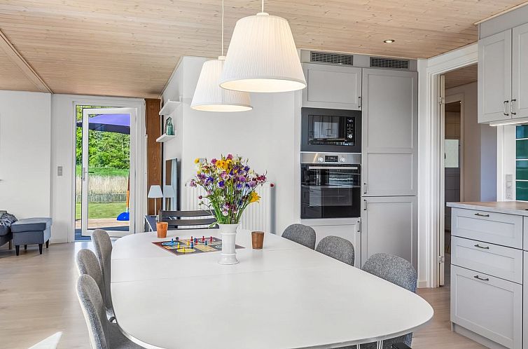 Vakantiehuis "Naya" - 500m from the sea