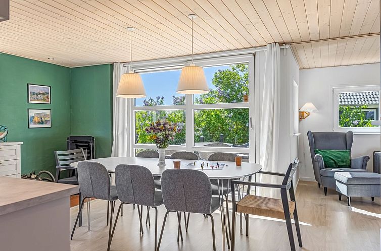 Vakantiehuis "Naya" - 500m from the sea