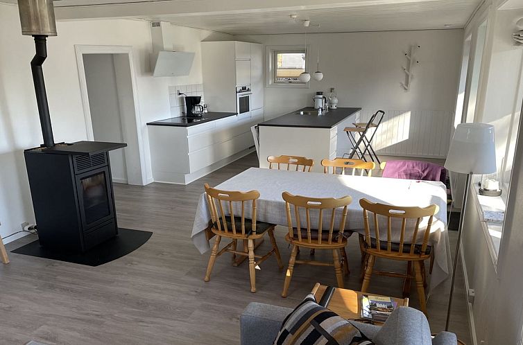 Vakantiehuis "Angret" - 200m from the sea