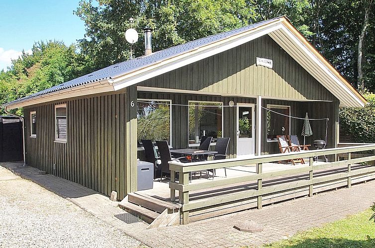 Vakantiehuis "Angret" - 200m from the sea