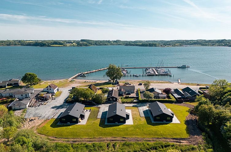 Vakantiehuis "Stygg" - 75m from the sea