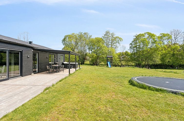 Vakantiehuis "Stygg" - 75m from the sea
