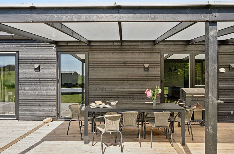 Vakantiehuis "Stygg" - 75m from the sea