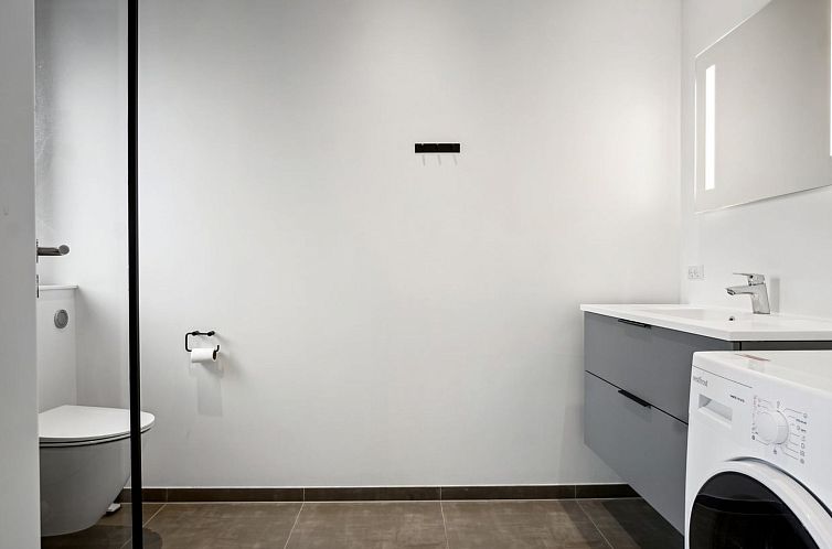 Vakantiehuis "Stygg" - 75m from the sea