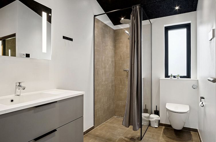 Vakantiehuis "Stygg" - 75m from the sea