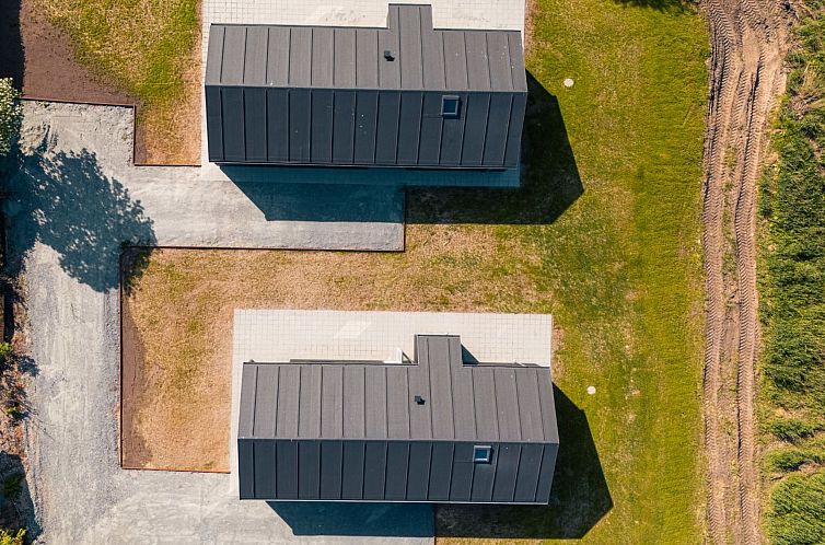 Vakantiehuis "Henryk" - 75m from the sea