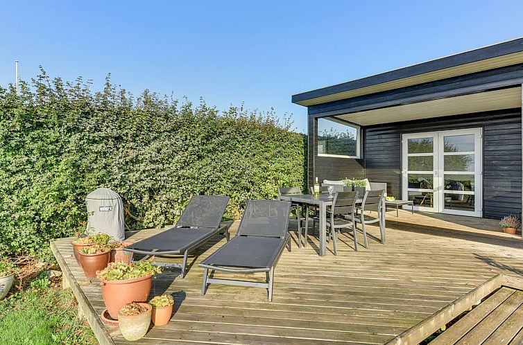 Vakantiehuis "Kaapo" - 300m from the sea