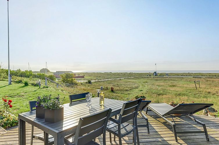 Vakantiehuis "Kaapo" - 300m from the sea