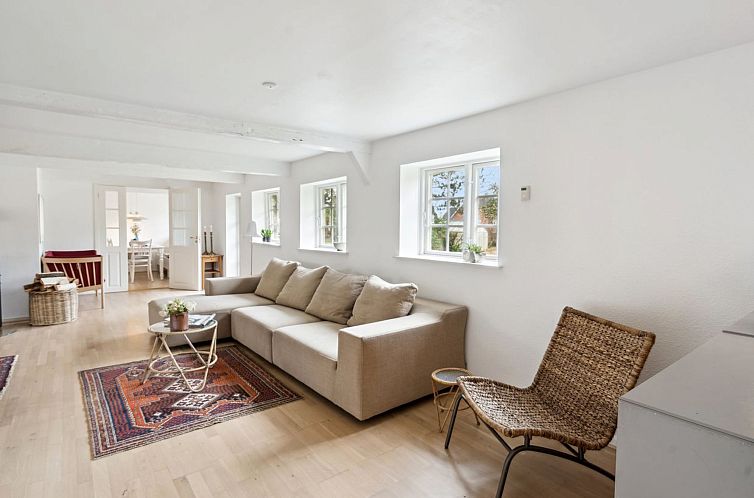 Vakantiehuis "Ienngelild" - 1km to the fjord