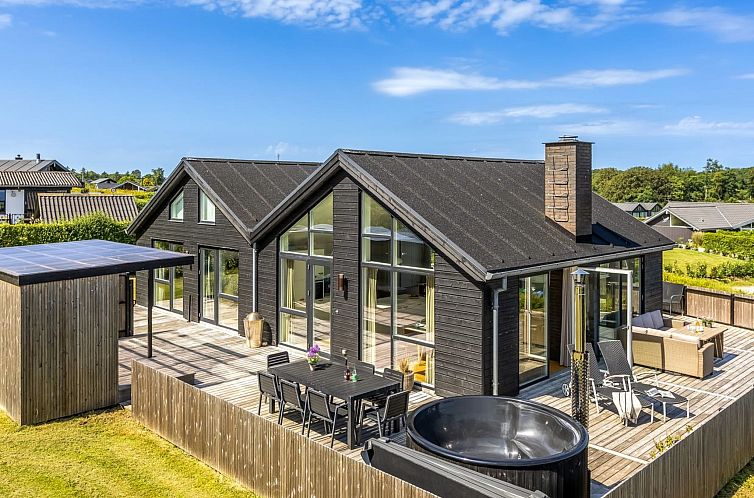 Vakantiehuis "Andriette" - 50m from the sea