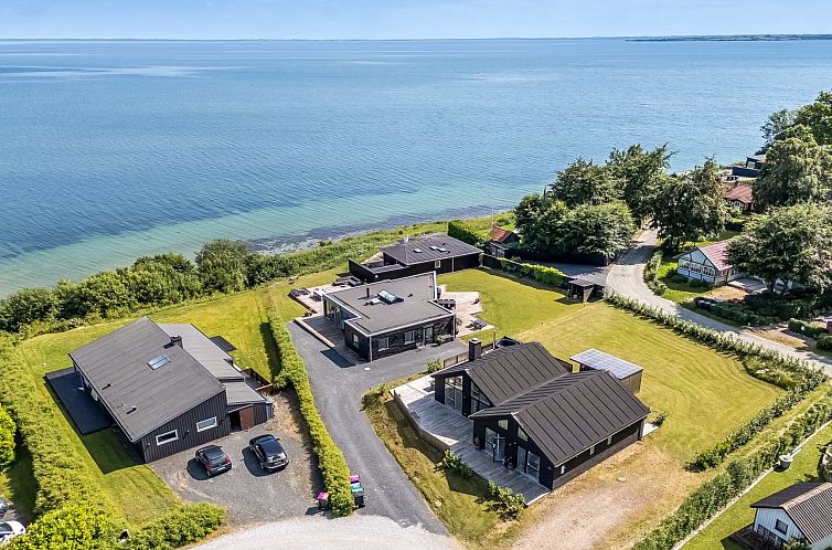 Vakantiehuis "Andriette" - 50m from the sea
