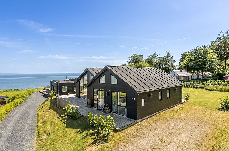 Vakantiehuis "Andriette" - 50m from the sea