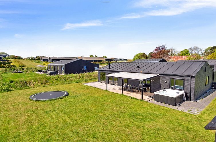 Guest house 0150859 - Holiday property Southern Denmark - Vakantiehuis "Jul" - 300m from the sea