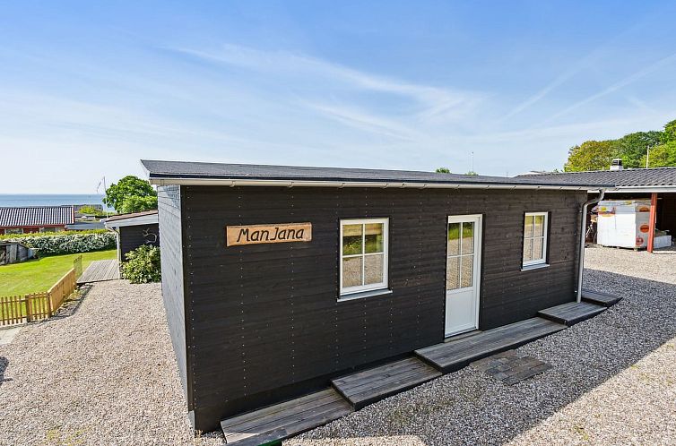 Vakantiehuis "Thrugils" - 200m from the sea