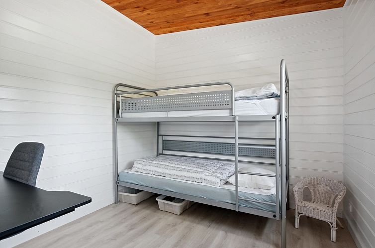 Vakantiehuis "Thrugils" - 200m from the sea