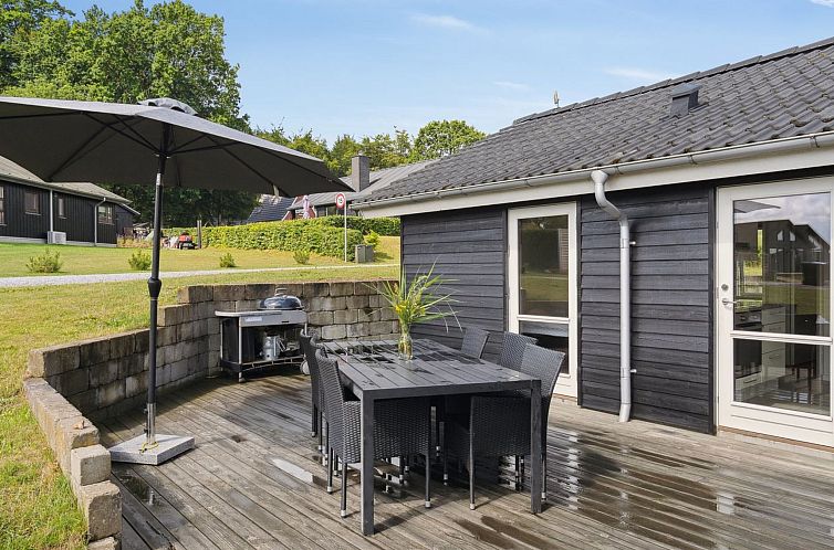 Vakantiehuis "Geeske" - 150m from the sea