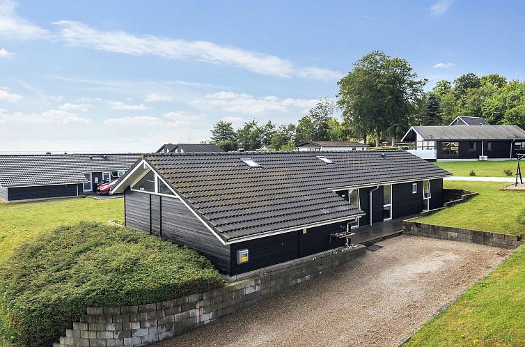 Vakantiehuis "Geeske" - 150m from the sea