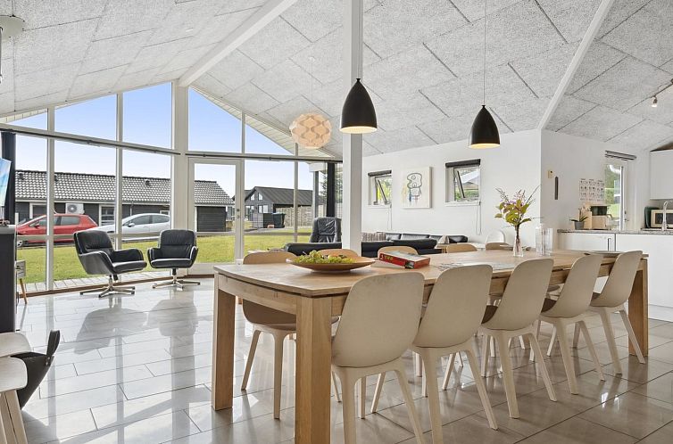 Vakantiehuis "Geeske" - 150m from the sea