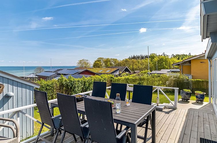 Vakantiehuis "Stamena" - 200m from the sea