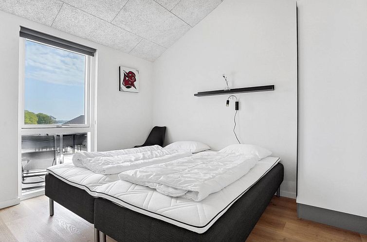 Vakantiehuis "Helina" - 180m from the sea