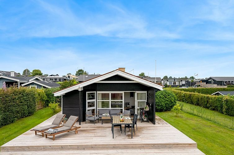 Vakantiehuis "Dragan" - 50m from the sea