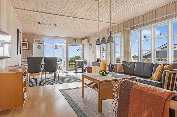 Vakantiehuis "Teja" - 100m from the sea