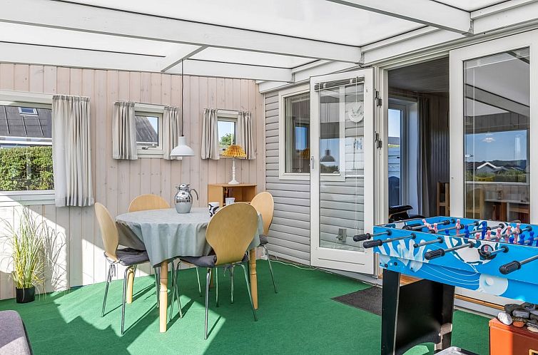 Vakantiehuis "Raymond" - 175m from the sea