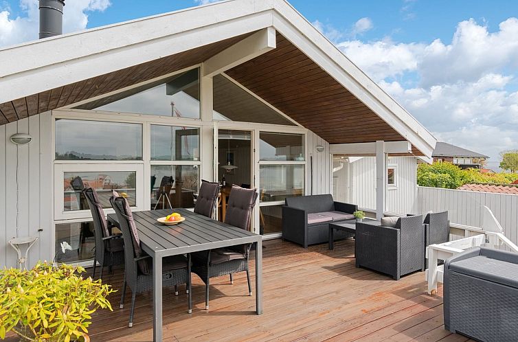 Vakantiehuis "Heimeram" - 150m from the sea