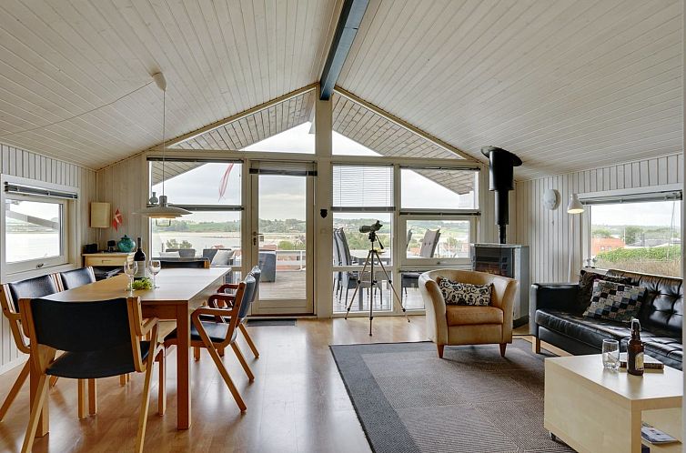 Vakantiehuis "Heimeram" - 150m from the sea