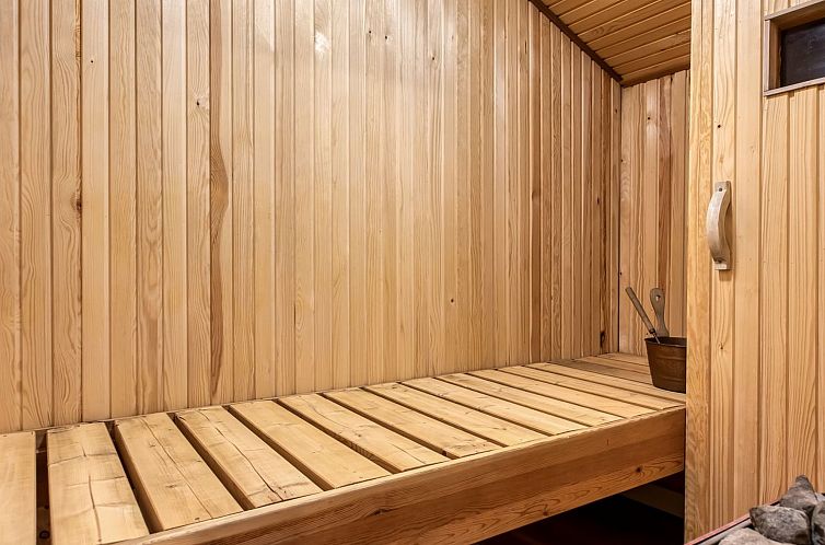 Vakantiehuis "Irlin" - 850m from the sea