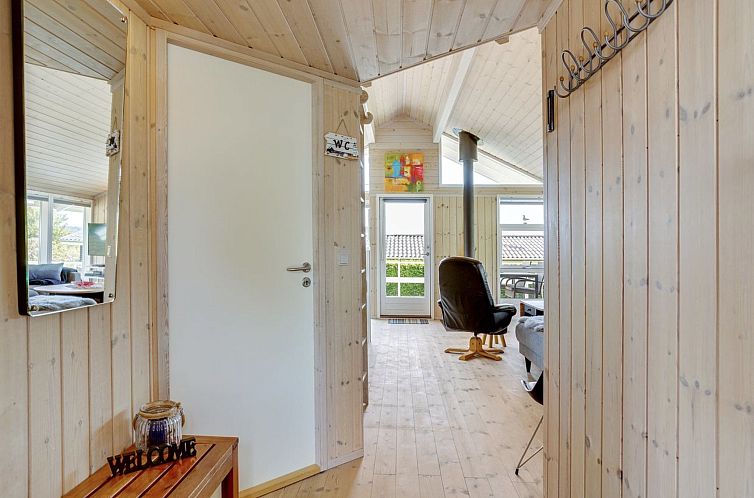 Vakantiehuis "Albantine" - 150m from the sea