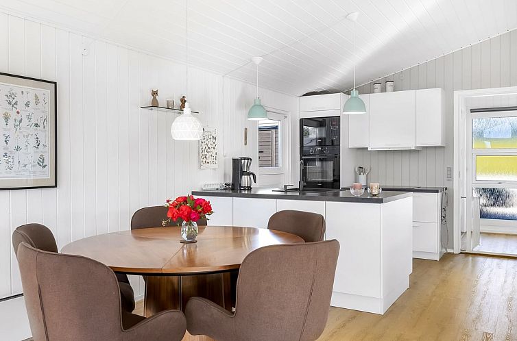 Vakantiehuis "Quanna" - 450m from the sea