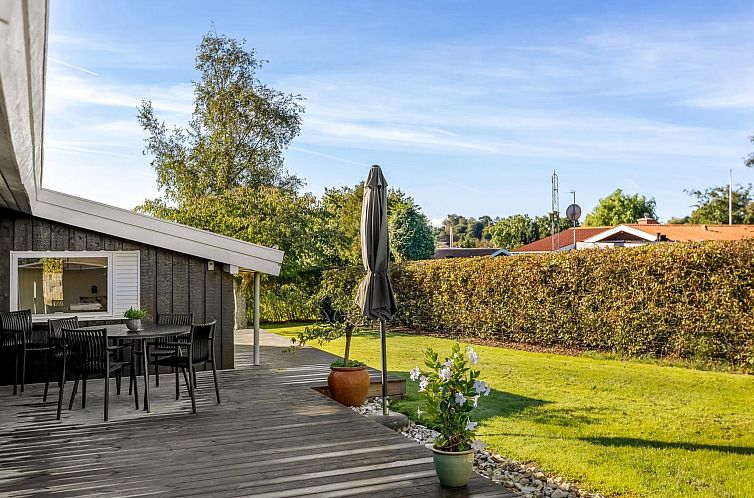 Vakantiehuis "Quanna" - 450m from the sea