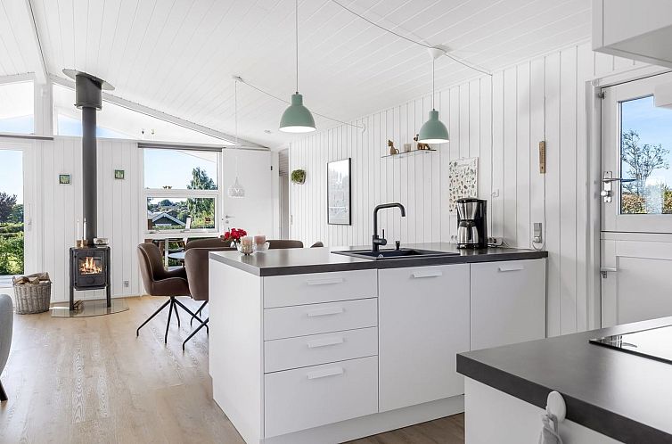 Vakantiehuis "Quanna" - 450m from the sea