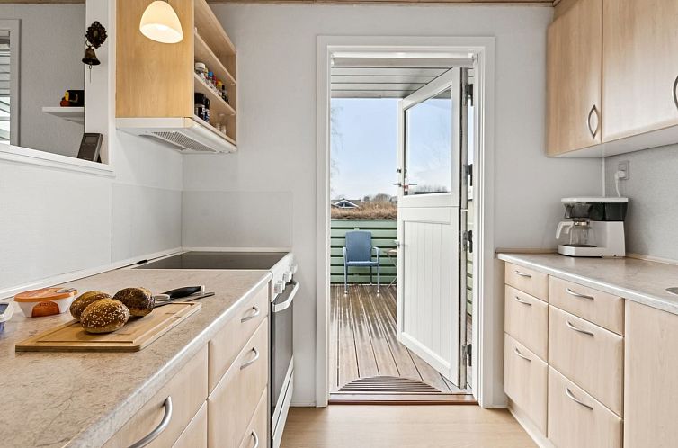 Vakantiehuis "Severine" - 650m from the sea