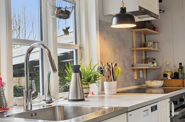 Vakantiehuis "Aksinja" - 700m from the sea