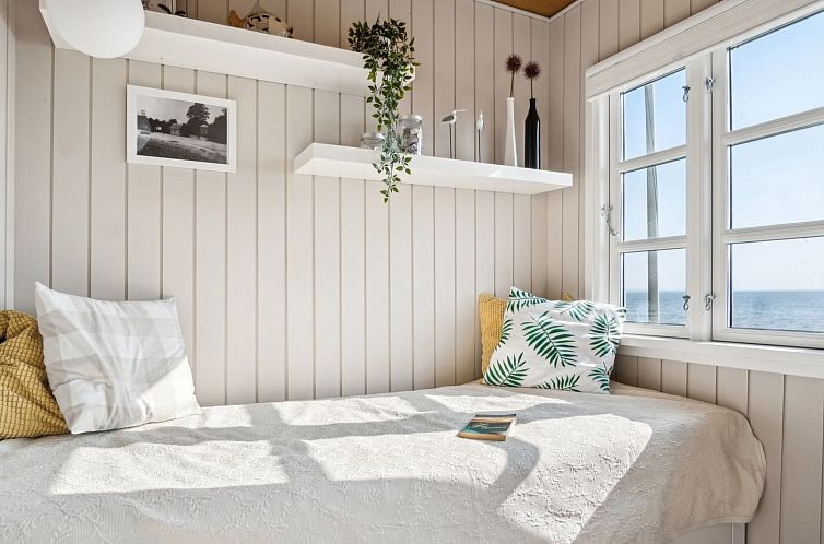 Vakantiehuis "Drifa" - 20m from the sea