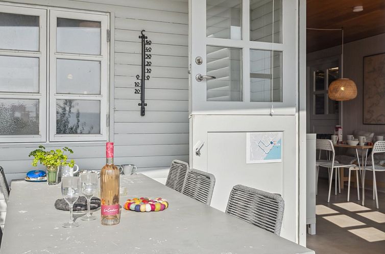 Vakantiehuis "Drifa" - 20m from the sea