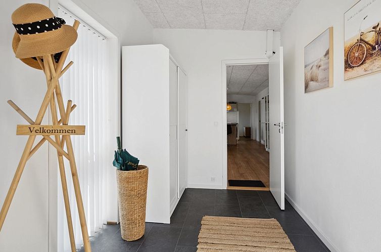 Vakantiehuis "Thorlaf" - 200m from the sea